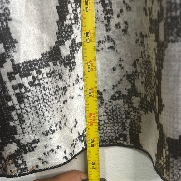 PINK Victoria's Secret Black and White Maxi Skirt Size XS Waist 13” NWT - Picture 5 of 6